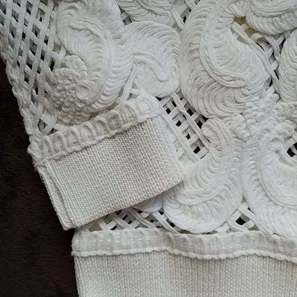 CLUB MONACO Top - Picture 7 of 11